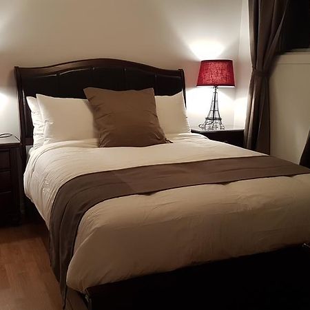 Three-Bedroom Apartment Sweet #6 By Amazing Property Rentals Γκατινό Εξωτερικό φωτογραφία