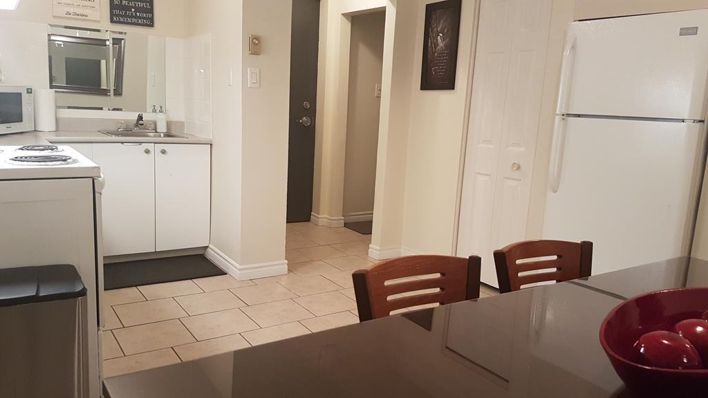 Three-Bedroom Apartment Sweet #6 By Amazing Property Rentals Γκατινό Εξωτερικό φωτογραφία